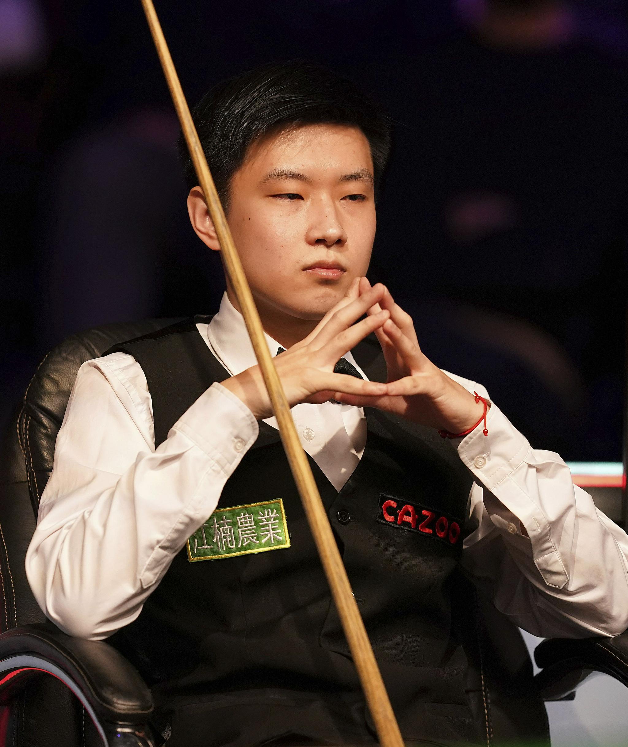 竞争几乎白 竞争几乎白