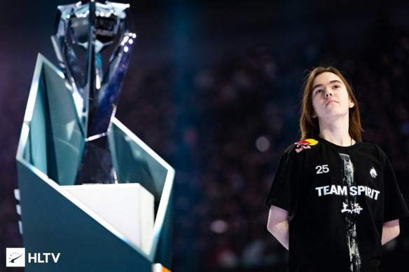 情绪追涨 情绪追涨