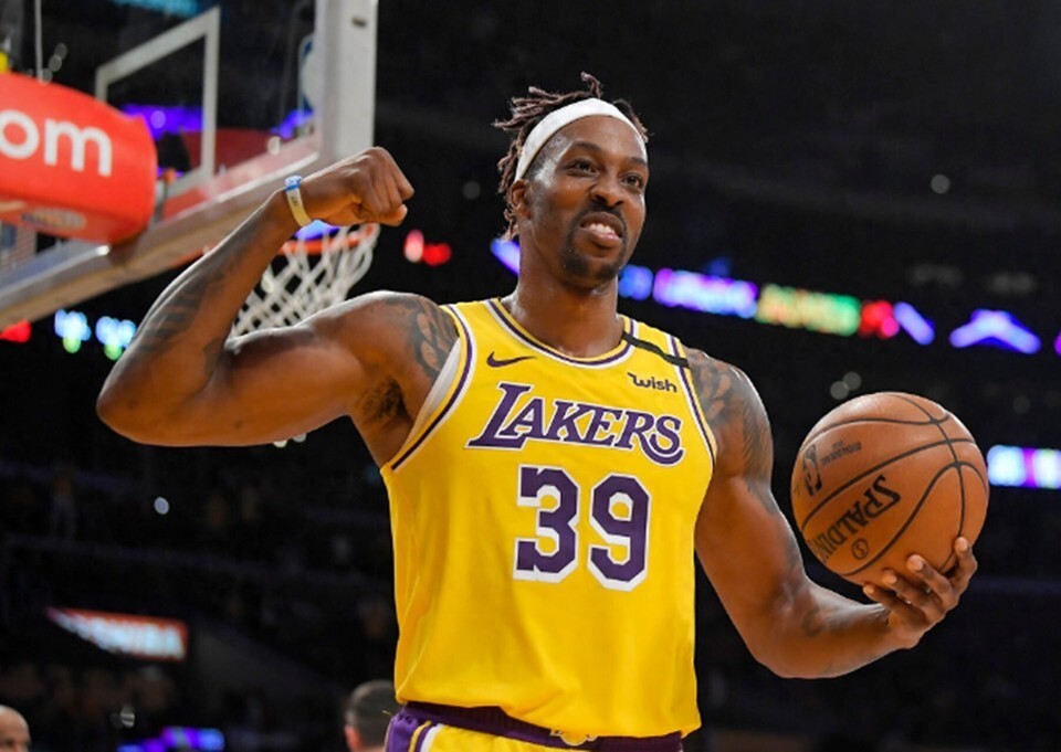 谁包二点 谁包二点