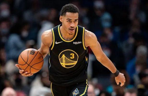 側的出球連 側的出球連